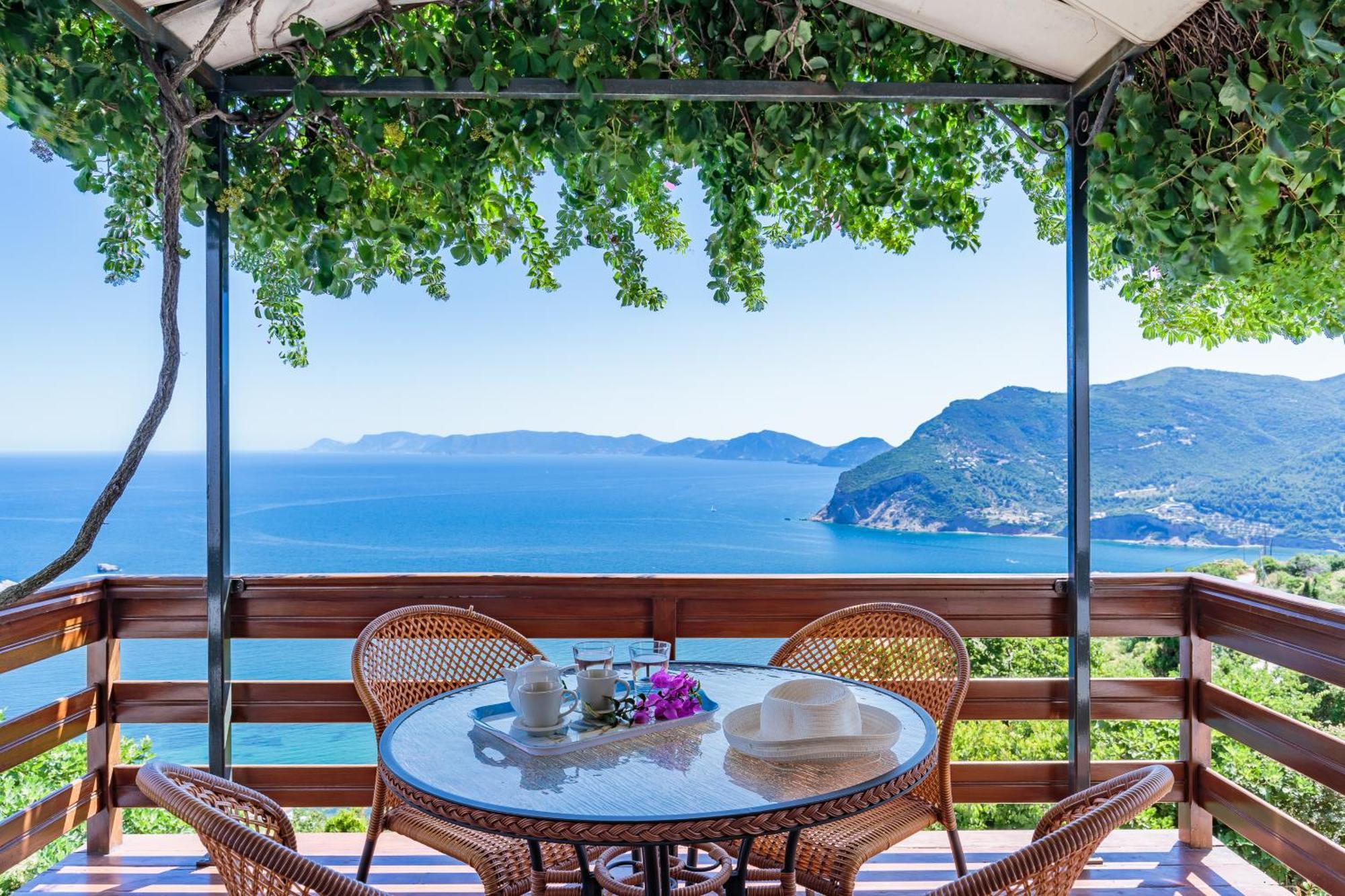Stolios Apartment Skopelos Town Exterior photo