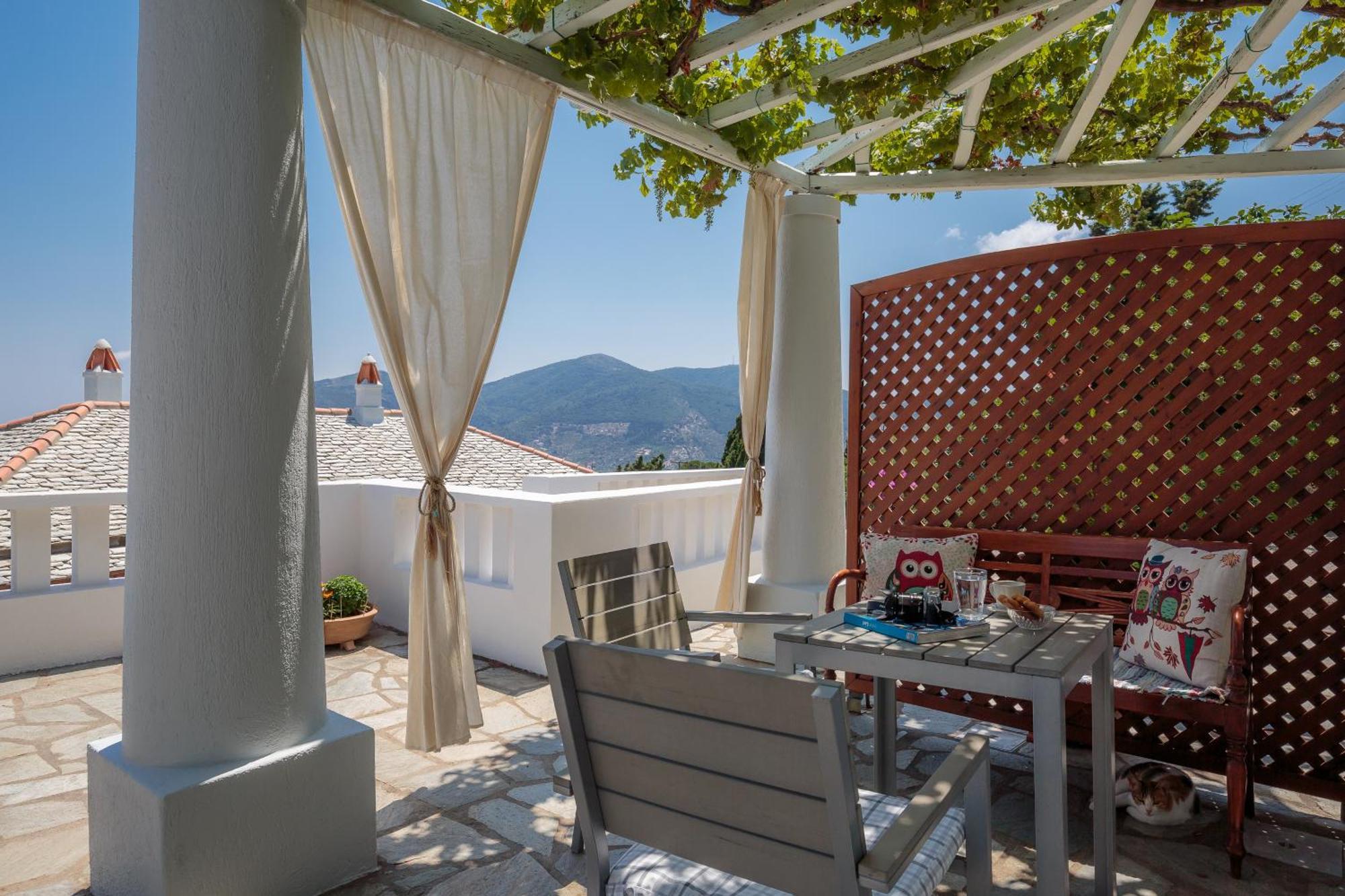Stolios Apartment Skopelos Town Exterior photo