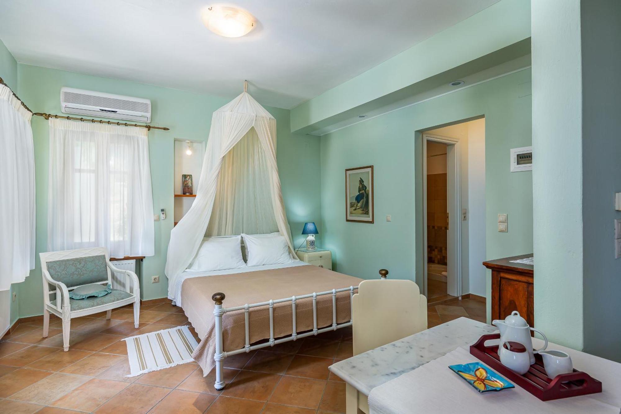 Stolios Apartment Skopelos Town Exterior photo