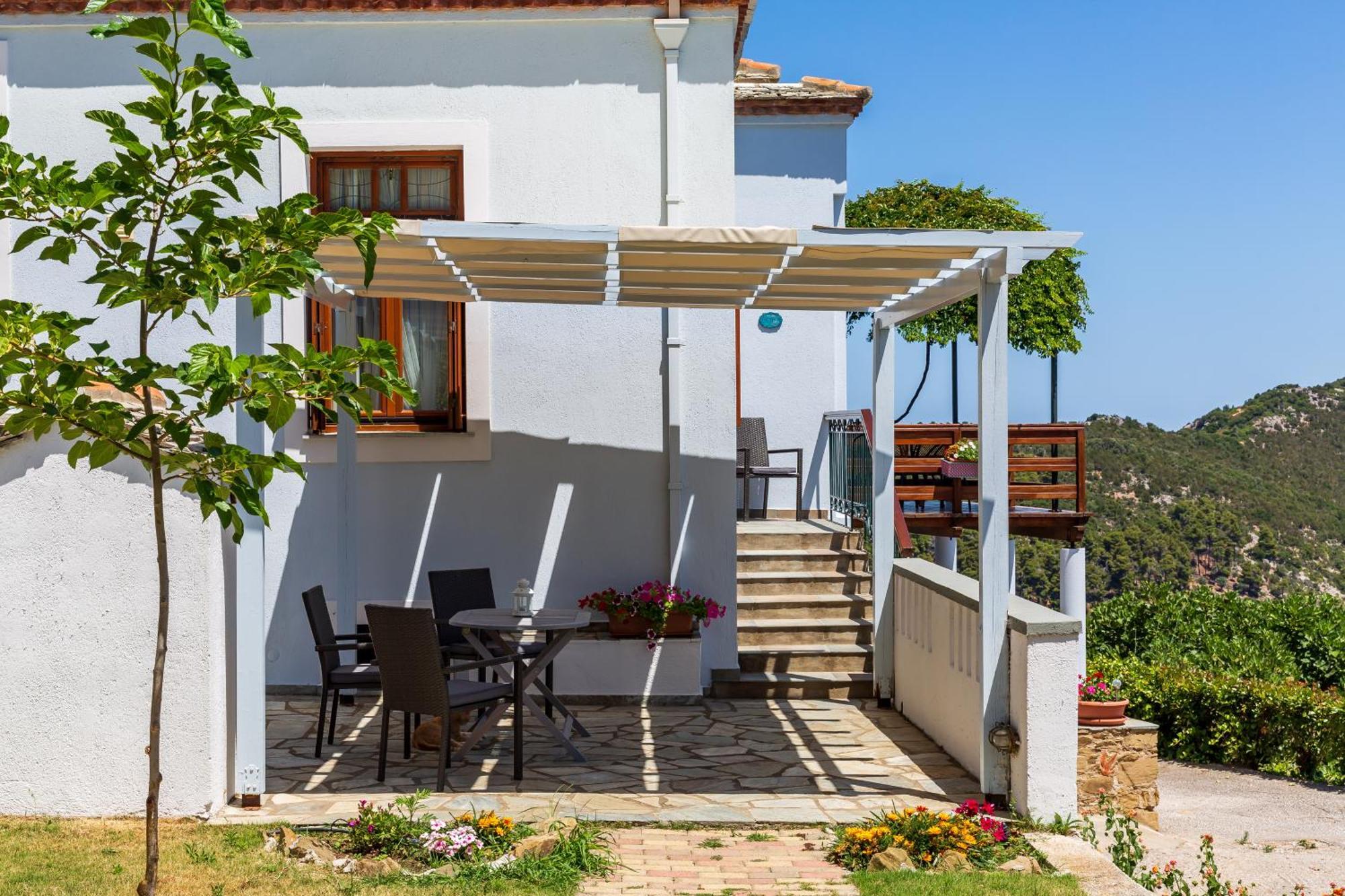 Stolios Apartment Skopelos Town Exterior photo