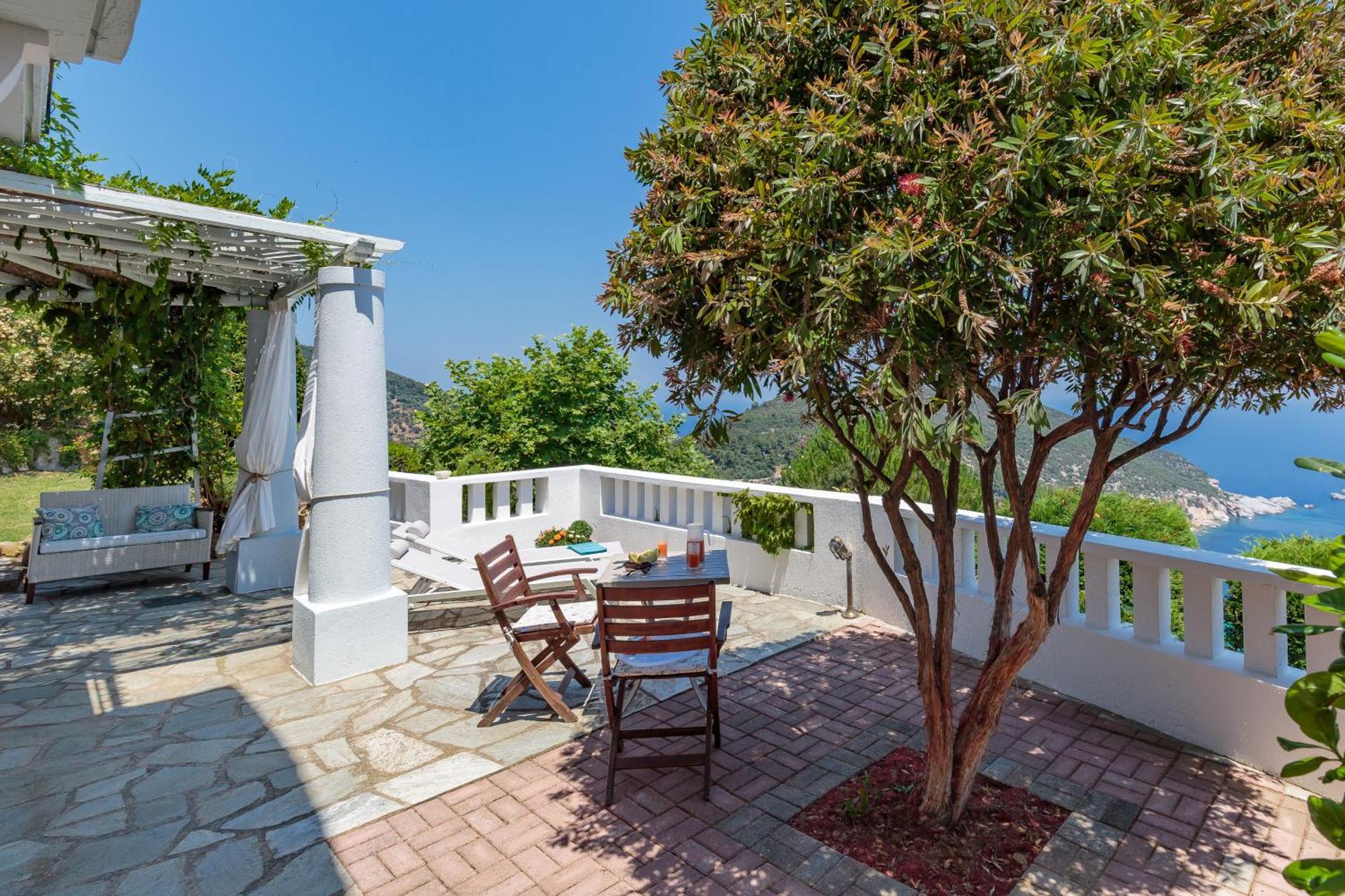 Stolios Apartment Skopelos Town Exterior photo